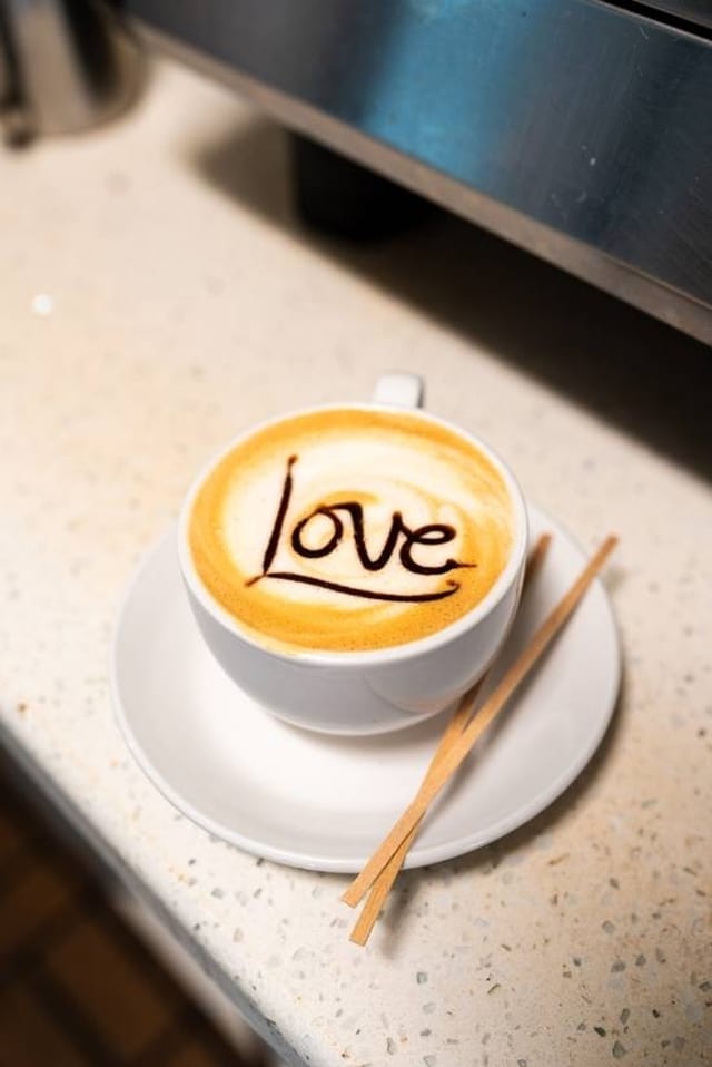 Cafe con Leche Medium.